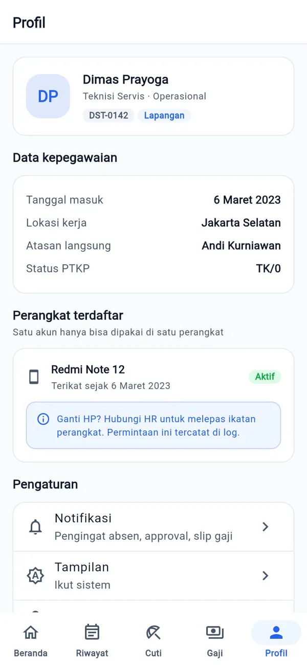 Profil karyawan dengan data kepegawaian dan perangkat terdaftar